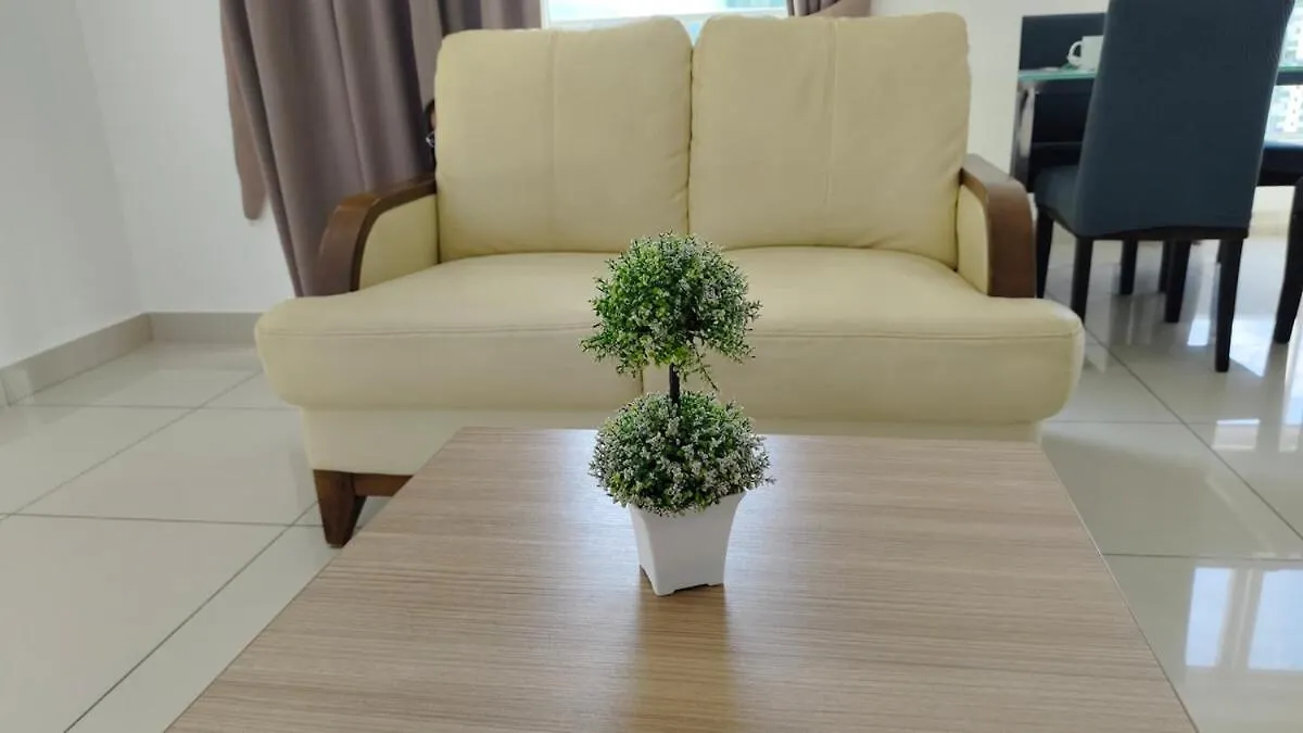 Apartment High-Rise Suite With View-Near Gurney & Gleneagles George Town Malaysia